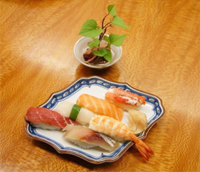 日本食レストラン　きよ水　 お昼の献立　